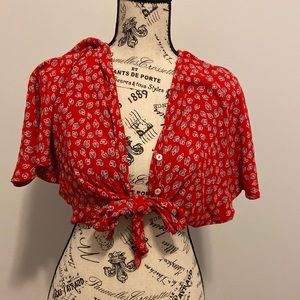 Red,patterned,cropped,tie,button up